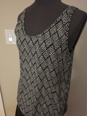 Kappa Black & White Geometric-Print Tank Top